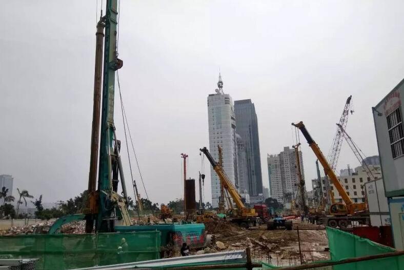 見(jiàn)證奇跡的時(shí)刻，山河智能旋挖刷新國(guó)內(nèi)旋挖入巖紀(jì)錄