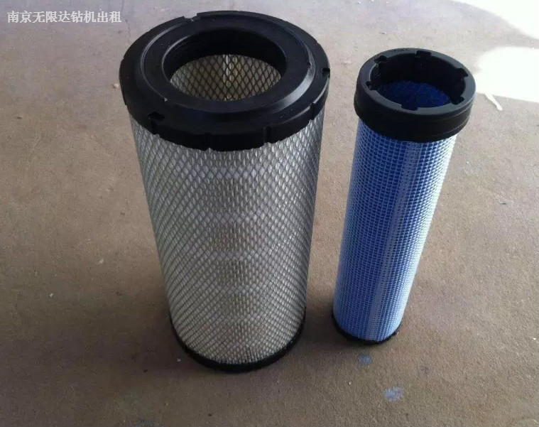 鉆機(jī)保養(yǎng)須知：更換空氣濾芯的注意事項有哪些？.jpg