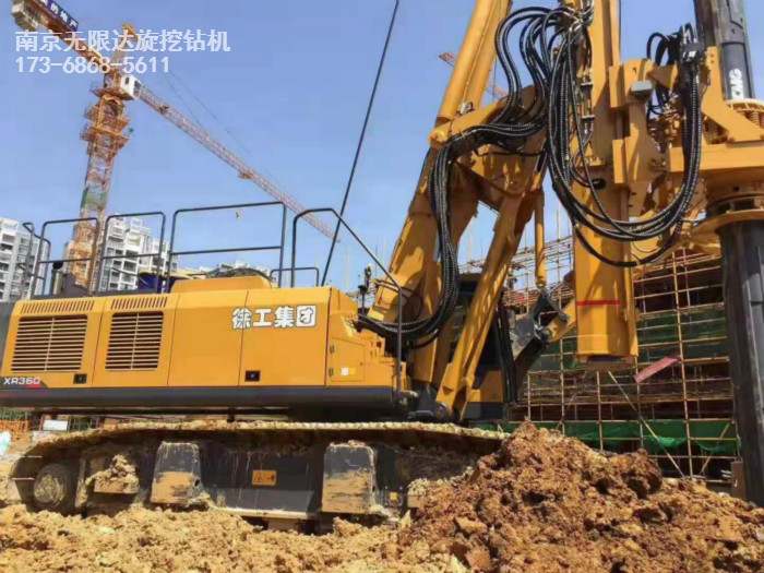 旋挖機(jī)如何應(yīng)對夏季高溫問題？.jpg