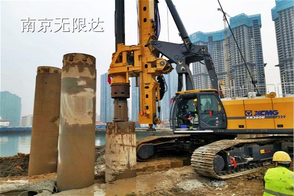 一臺旋挖機價格在多少，租機一定要看這三點！.jpg